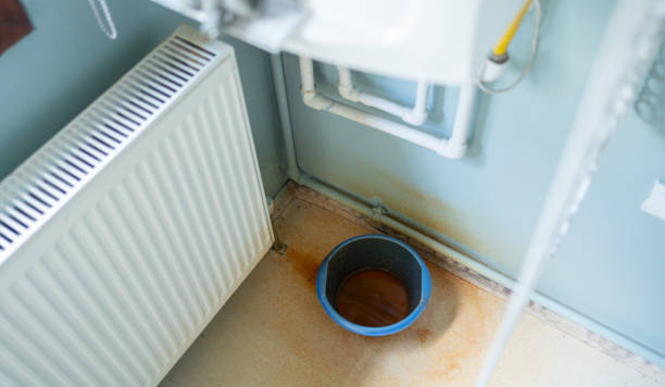 Best Emergency water damage restoration  in Simi Valley, CA